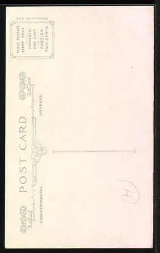 AK Junger Mann küsst Frau in einem Auto