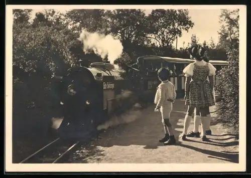 Foto-AK Stuttgart, Reichsgartenschau 1939, Fahrt mit der Kleinbahn
