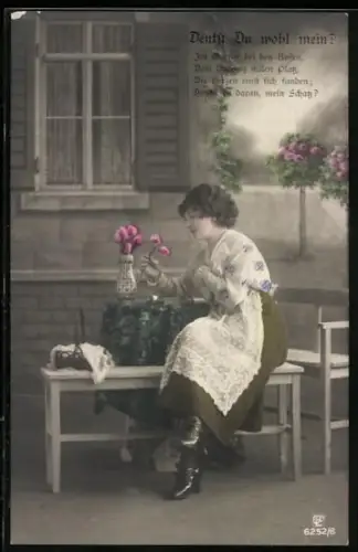 Foto-AK GL Co Nr. 6252/6: Frau sitzt im Garten