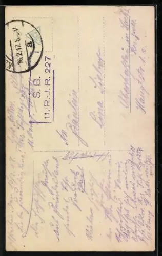 Foto-AK GL Co Nr. 7550/2: Soldat in Uniform und Frau am Tisch