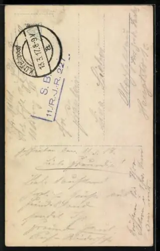 Foto-AK GL Co Nr. 7550 /3: Soldat in Uniform mit seiner Liebsten im Arm