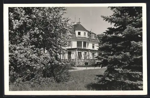 AK Sikvölgy, Schloss Sikvölgy