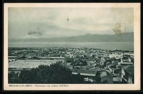 AK Reggio Calabria, Panorama con veduta dell`Etna