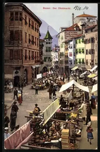 AK Bozen, Der Obstmarkt mit Ständen