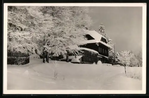 AK Schutzhütte Wsetiner Cab Wsetin, Berghütte im Schnee