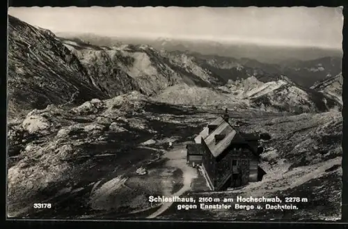 AK Schiestlhaus, Berghütte am Hochschwab gegen Ennstaler Berge und Dachstein