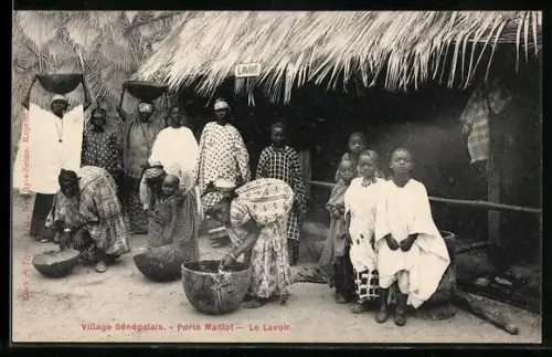 AK Paris, Village Sénégalais, Porte Maillot, Le Lavoir
