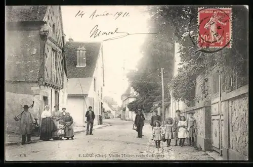 AK Léré /Cher, Vieille Maison route de Cosnes