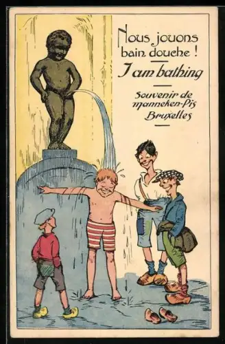 AK Brüssel, Junge in Badehose wird von Manneken Pis geduscht