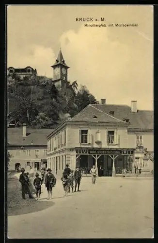 AK Bruck a. Mur, Minoritenplatz mit Morredenkmal u. Cafe Austria