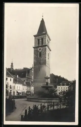 AK Judenburg, Stadtturm, davor eine Fontäne