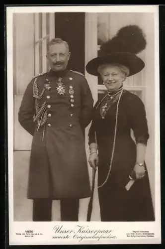 AK Kaiser Wilhelm II. in Uniform mit Kaiserin Auguste Victoria