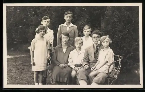 AK Kronprinz Otto von Österreich mit anderen Kindern im Portrait