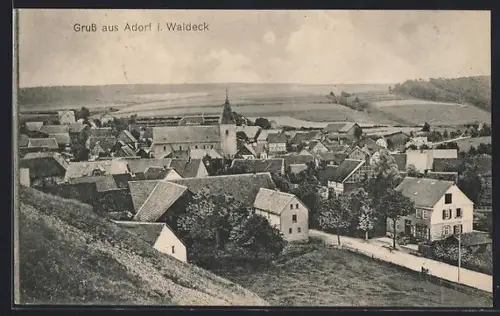 AK Adorf i. Waldeck, Ortsansicht mit Kirche und umliegenden Gebäuden