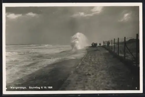 Foto-AK Wangerooge, Sturmtag 8.10.1926, Brandung an der Promenade, Sturmflut