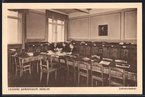 AK Berlin-Wedding, Lessing-Gymnasium, Schöningstrasse 17, Lehrerzimmer