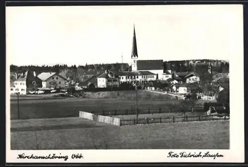 AK Kirchanschöring /Obb., Ortsansicht mit Kirche