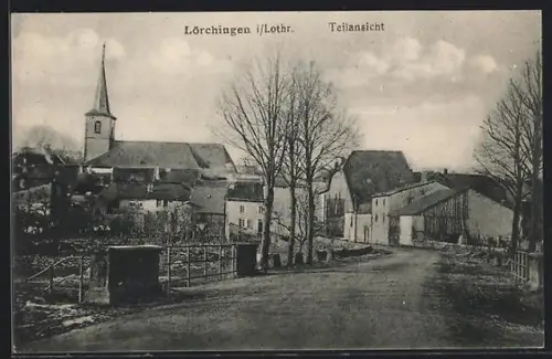 AK Lörchingen /Lothr., Teilansicht mit Kirche und umliegenden Gebäuden