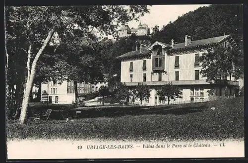 AK Uriage-les-Bains, Villas dans le Parc et le Château