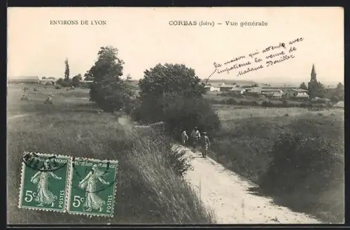 AK Corbas /Isère, Vue générale du village et chemin rural