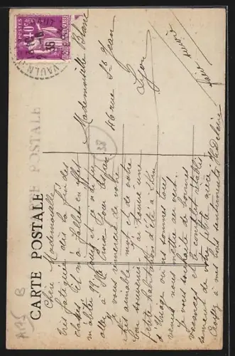 AK Vaulnaveys-le-Haut, Le Monument aux Morts et le Clocher