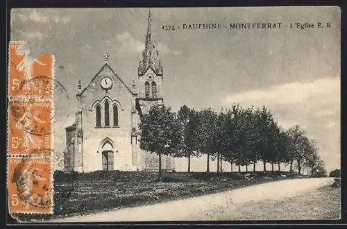 AK Montferrat, L`Église E.R. et allée bordée d`arbres
