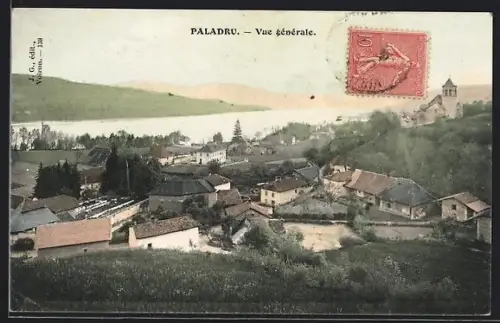 AK Paladru, Vue générale du village et du lac en arrière-plan