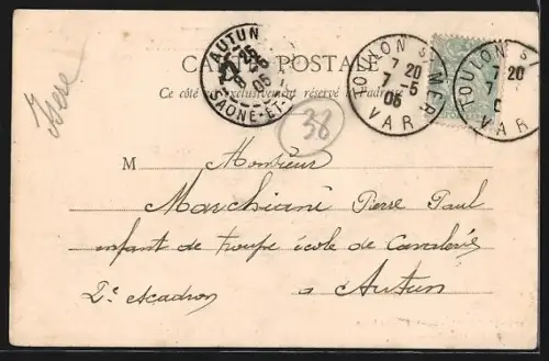 AK Grenoble, La Place Victor Hugo et bâtiments environnants