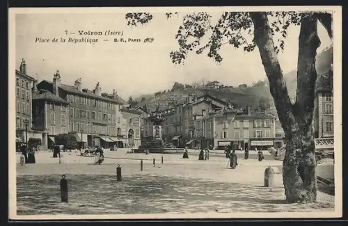 AK Voiron /Isère, Place de la République