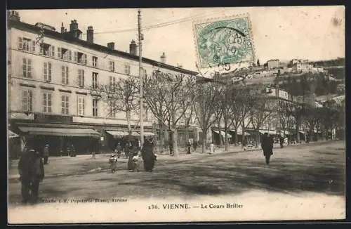 AK Vienne, Le Cours Briller