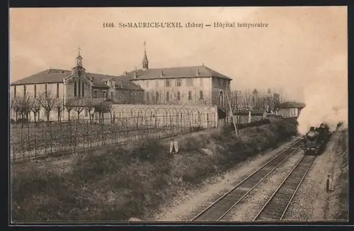 AK St-Maurice-l`Exil /Isère, Hôpital temporaire avec train à vapeur passant sur la voie ferrée
