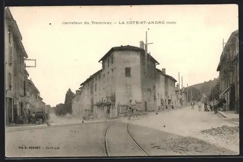AK La Côte-Saint-André /Isère, Carrefour du Tramway avec bâtiments et lignes de tramway