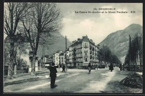 AK Grenoble, Le Cours St-André et le Mont Rachais
