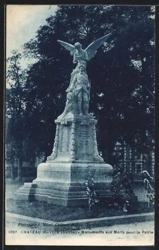 AK Château-du-Loir /Sarthe, Monuments aux Morts pour la Patrie