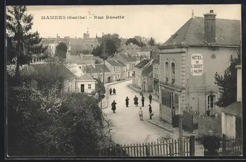 AK Mamers /Sarthe, Rue Rosette et Hôtel de l`Ouest avec passants