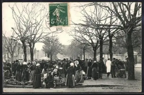 AK Le Mans, Le Marché animé sous les arbres en hiver