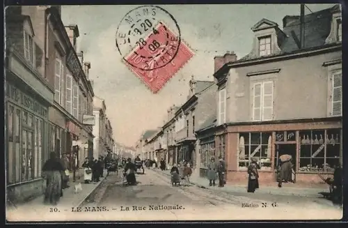 AK Le Mans, La Rue Nationale animée avec boutiques et passants