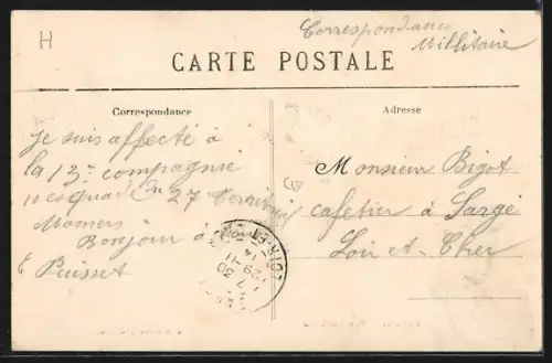 AK Mamers, Rue Gambetta animée avec passants et bâtiments historiques