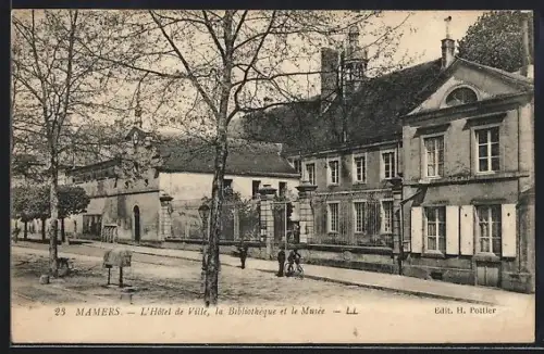 AK Mamers, L`Hôtel de Ville, la Bibliothèque et la Mairie