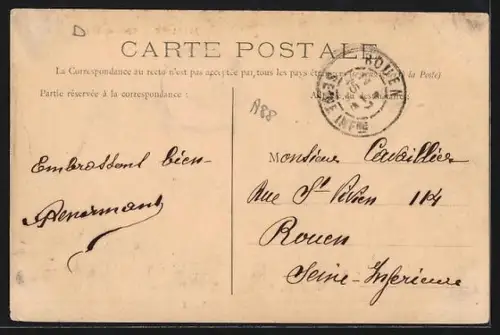 AK Mamers, Place de la République avec passants et arbres alignés