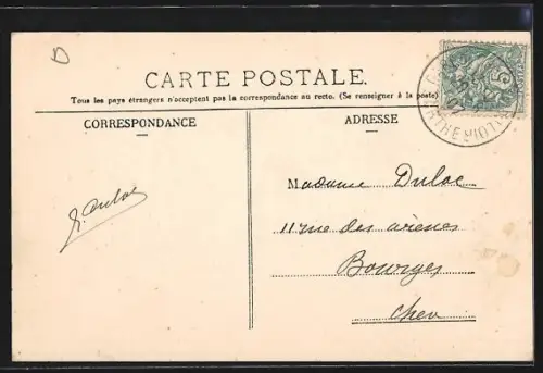 AK Château-du-Loir /Sarthe, Place de l`Hôtel-de-Ville avec arbres et passants