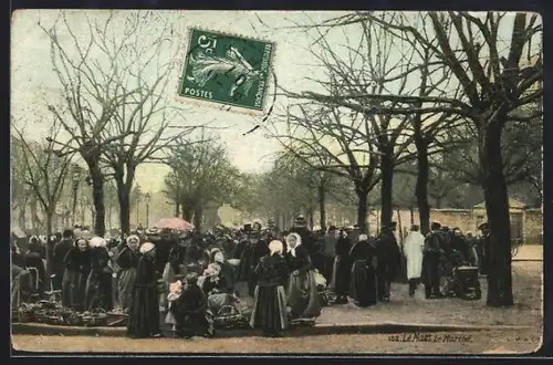 AK Le Mans, Scène animée au marché sous les arbres en hiver