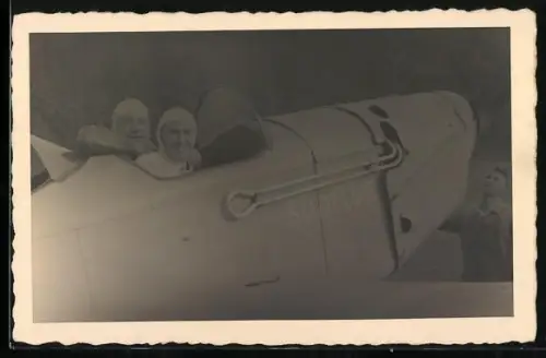 Foto-AK Zwei Piloten in Klemm 25 Schulflugzeug Südflug