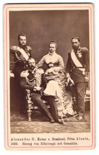 Fotografie Zar Alexander II. von Russland nebst Prinz Alexis, Herzog von Edinburgh und seiner Gemahlin
