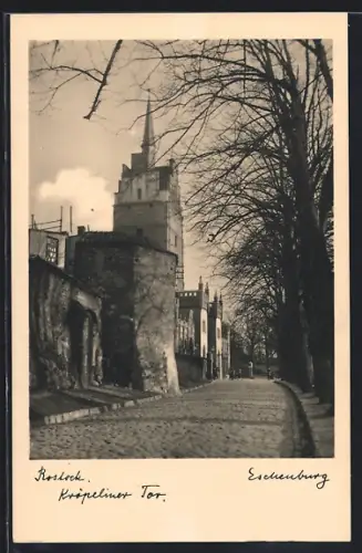 AK Rostock, Strassenpartie am Kröpeliner Tor