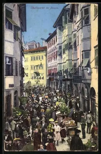 AK Bozen, Menschengewimmel am Obstmarkt