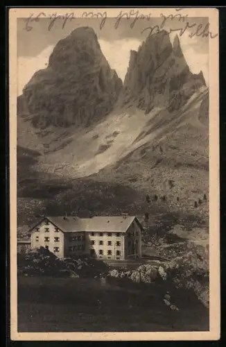 AK Rifugio Passo Sella col Gruppo di Sella