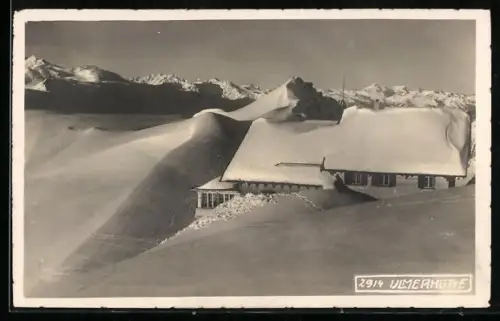 AK Ulmerhütte, Berghütte im Schnee