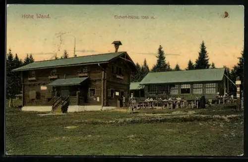 AK Eichert-Hütte, Wanderer vor der Hütte