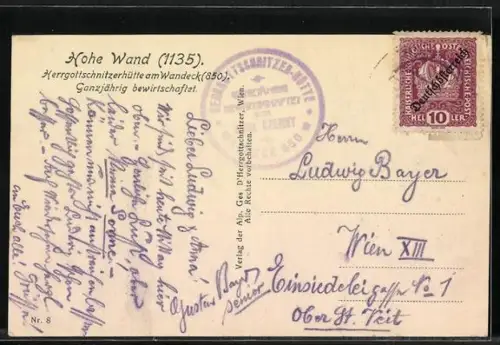 AK Herrgottschnitzerhütte, Mann vor der Berghütte